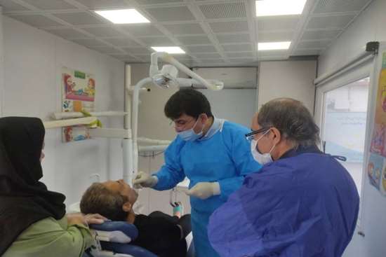 خدمات رایگان سلامت دهان و دندان به بیماران مرکز توانبخشی رشت