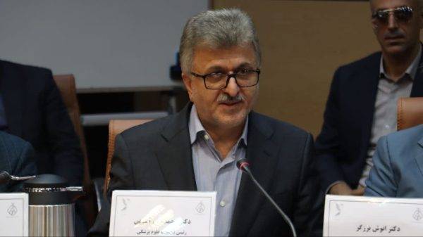 تجلی پاسداری از حیات در سنگر داروسازی