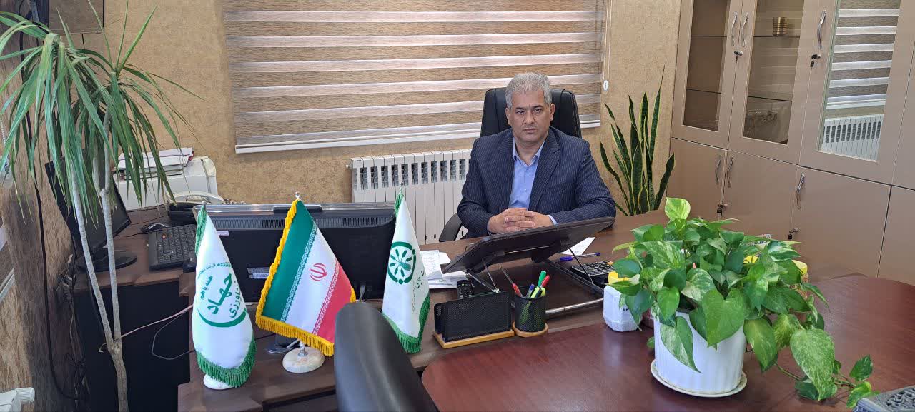 همتی در هفته دولت: رضایت کشاورزان گیلان با تأمین کود به موقع و دیدارهای مستمر حاصل شد