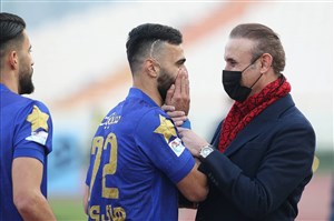 پرسپولیس و استقلال سر چه دعوا می‌کنند؟