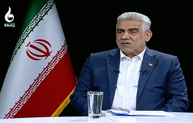 گیلان دروازه اقتصاد کشور است/تکمیل خط ریلی رشت به آستارا؛ مطالبه ملی