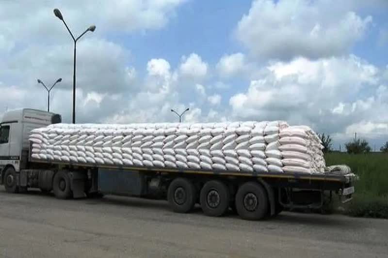 گیلان زیر سایه کود! توزیع جدی مواد مغذی زمین‌های کشاورزی آغاز شد