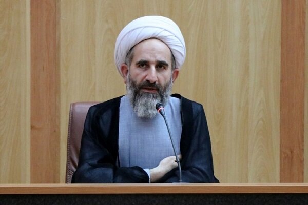 نقش پر رنگ روحانیت در امید افزایی، خودباوری و خوداتکایی در جامعه