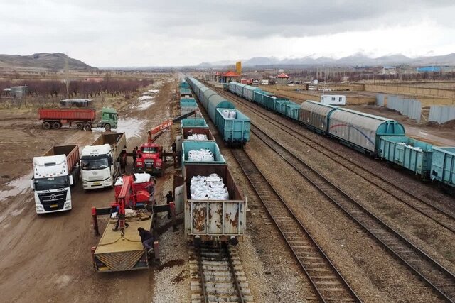 رشد شاخص‌های حمل بار در راه‌آهن شمال۲